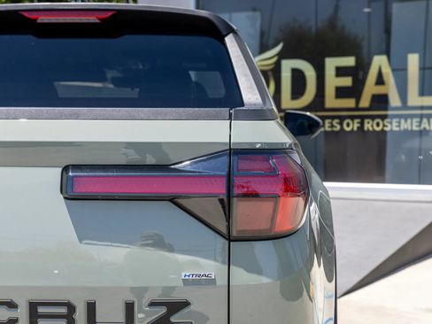 Used 2022 Hyundai Santa Cruz SEL AWD/4WD image 12