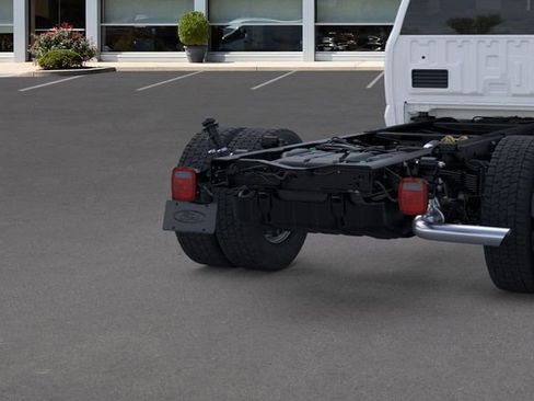 New 2025 Ford F550 4x4 Regular Cab Super Duty image 21