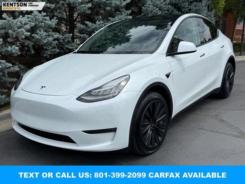 Used 2023 Tesla Model Y Long Range AWD/4WD image 3