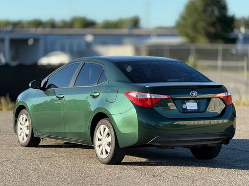 Used 2015 Toyota Corolla LE FWD image 10