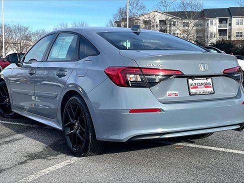 Used 2022 Honda Civic Sport image 11