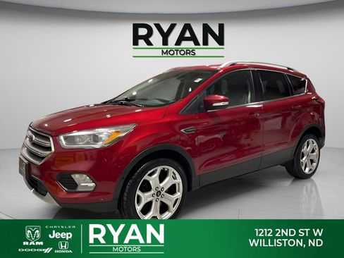 Used 2019 Ford Escape Titanium w/ U9j03 - Titanium Tow Package image 6