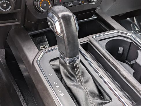 Used 2020 Ford F150 XLT w/ Equipment Group 302A Luxury AWD/4WD image 26