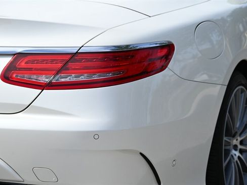 Used 2017 Mercedes-Benz S 550 Cabriolet image 15