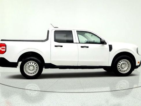 Used 2025 Ford Maverick XL FWD image 4