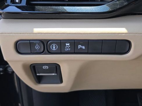 Certified 2024 Acura MDX SH-AWD w/ Technology Package image 27
