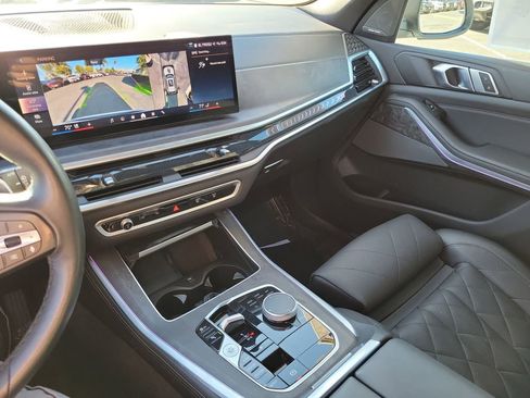 Used 2024 BMW X5 sDrive40i image 12