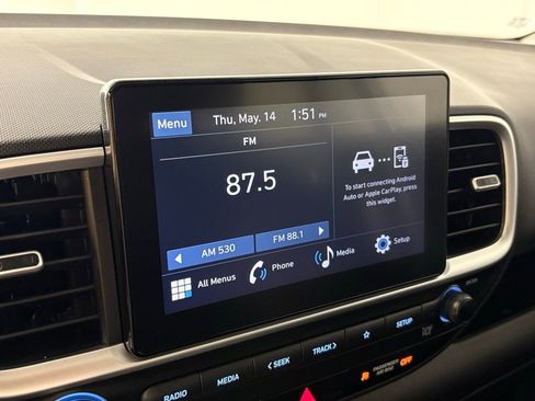 Used 2025 Hyundai Venue SEL FWD image 21