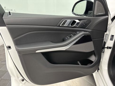 New 2026 BMW X5 xDrive40i image 26