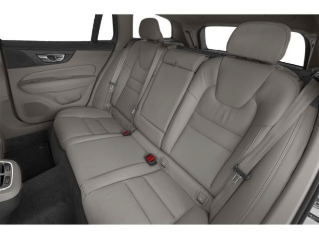 Used 2025 Volvo V60 B5 Cross Country Plus AWD/4WD image 12