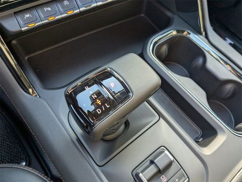 Certified 2026 GMC Sierra 1500 AT4 w/ AT4 Premium Package image 25