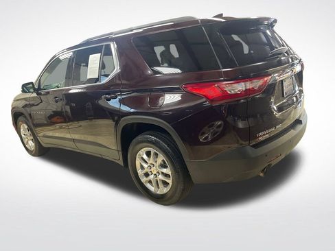 Used 2020 Chevrolet Traverse LT w/ Driver Confidence II Package AWD/4WD image 5