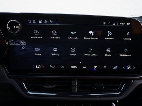 New 2026 Chevrolet Equinox EV RS image 15