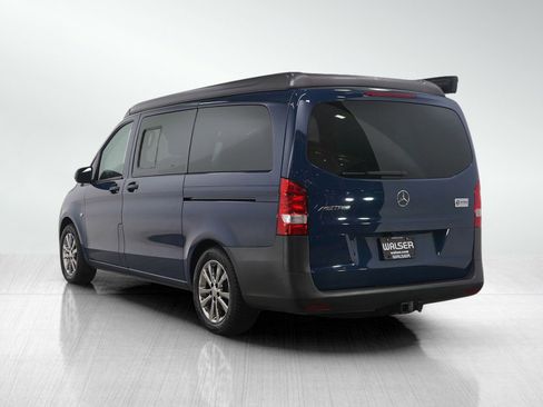 Used 2021 Mercedes-Benz Metris Passenger image 3
