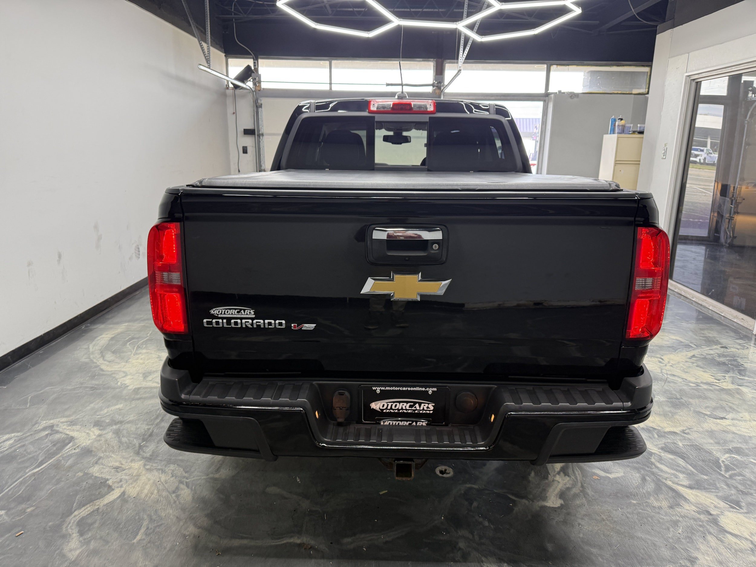 Used 2017 Chevrolet Colorado Z71 AWD/4WD image 7