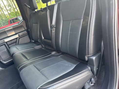 Used 2018 Ford F150 Lariat w/ Equipment Group 502A Luxury image 8