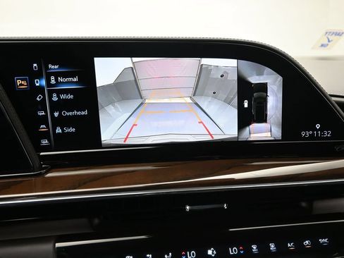 Used 2024 Cadillac Escalade Sport Platinum w/ LPO, Floor Liner Package AWD/4WD image 11