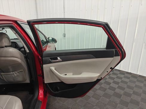 Used 2017 Hyundai Sonata SE FWD image 16