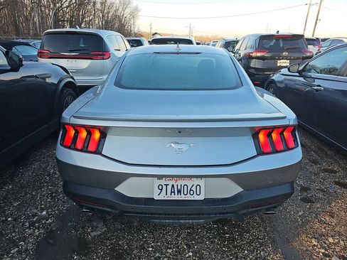 Used 2025 Ford Mustang Premium RWD image 8