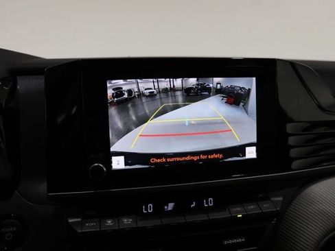 Used 2025 Toyota Camry SE FWD image 26
