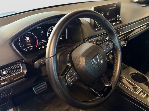 Used 2024 Honda Civic Sport image 9