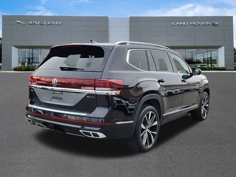 Used 2026 Volkswagen Atlas SEL Premium R-Line image 4