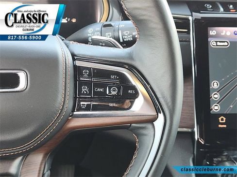 Used 2025 Jeep Grand Cherokee L Summit w/ Advanced Protech Group IV image 27