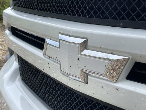 Used 2021 Chevrolet Silverado 1500 RST w/ Convenience Package II AWD/4WD image 11