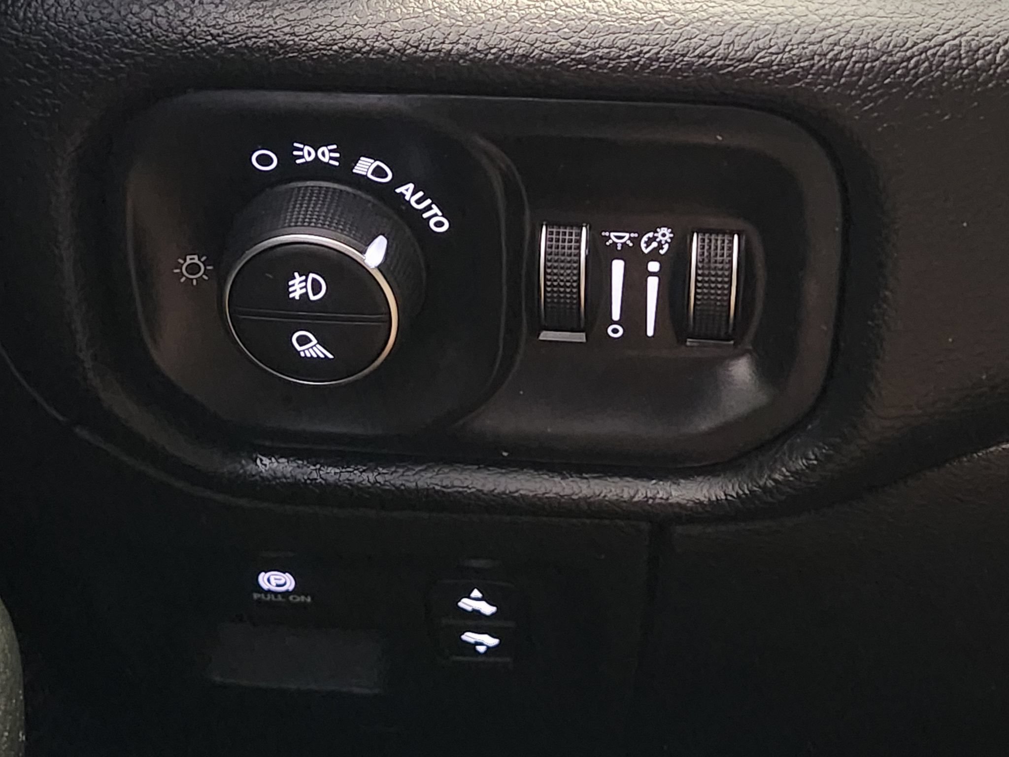Used 2019 RAM 1500 Big Horn AWD/4WD image 20