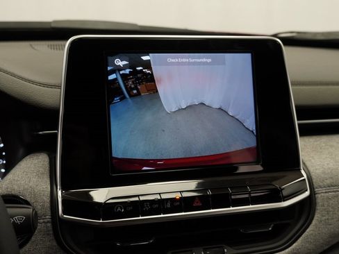 Certified 2025 Jeep Compass Latitude w/ Convenience Group image 27