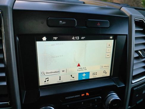 Used 2016 Ford F150 Lariat w/ Equipment Group 502A Luxury image 29