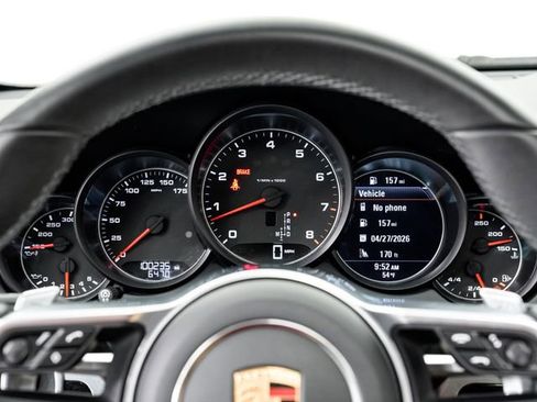 Used 2017 Porsche Cayenne Platinum Edition AWD/4WD image 16