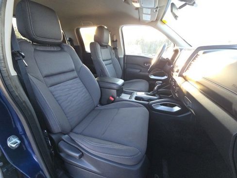 Used 2023 Nissan Frontier SV w/ SV Convenience Package image 27