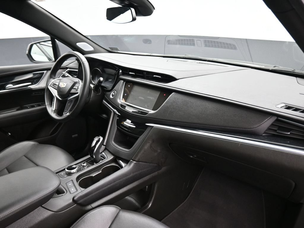 Used 2025 Cadillac XT5 Premium Luxury FWD image 46