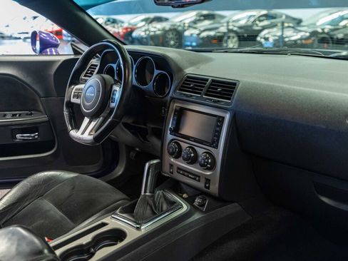 Used 2013 Dodge Challenger SRT8 w/ Harman Kardon Audio Group image 13