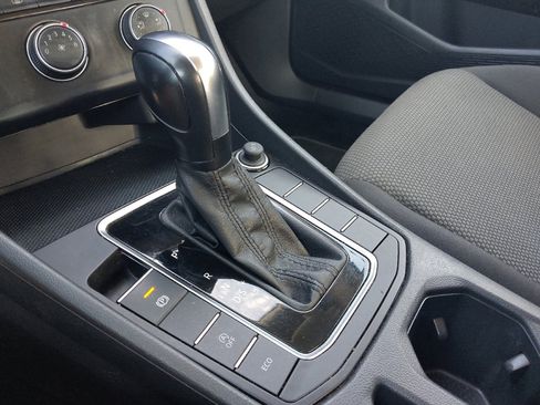 Used 2019 Volkswagen Jetta S FWD image 26