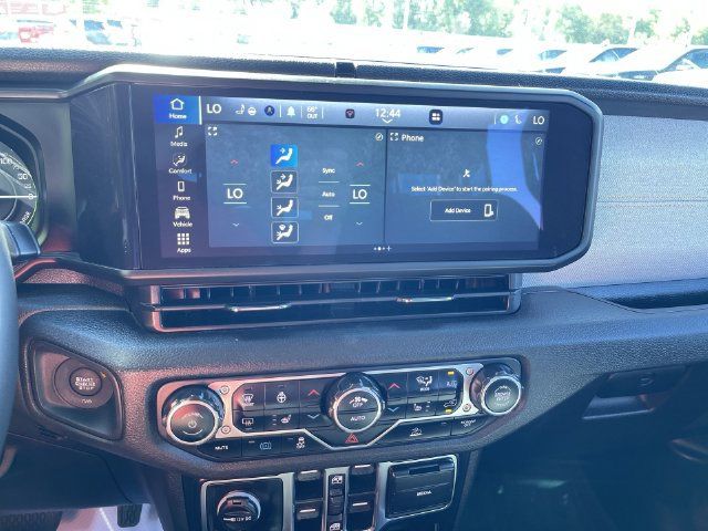 Used 2024 Jeep Wrangler Unlimited w/ Convenience Group AWD/4WD image 13