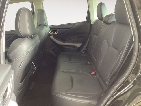 Certified 2023 Subaru Forester Limited AWD/4WD image 13