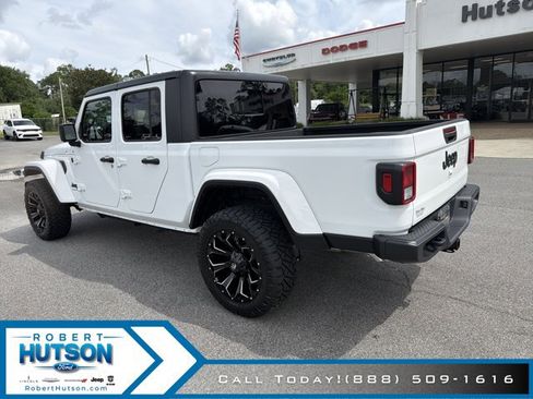 New 2024 Jeep Gladiator Sport AWD/4WD image 8