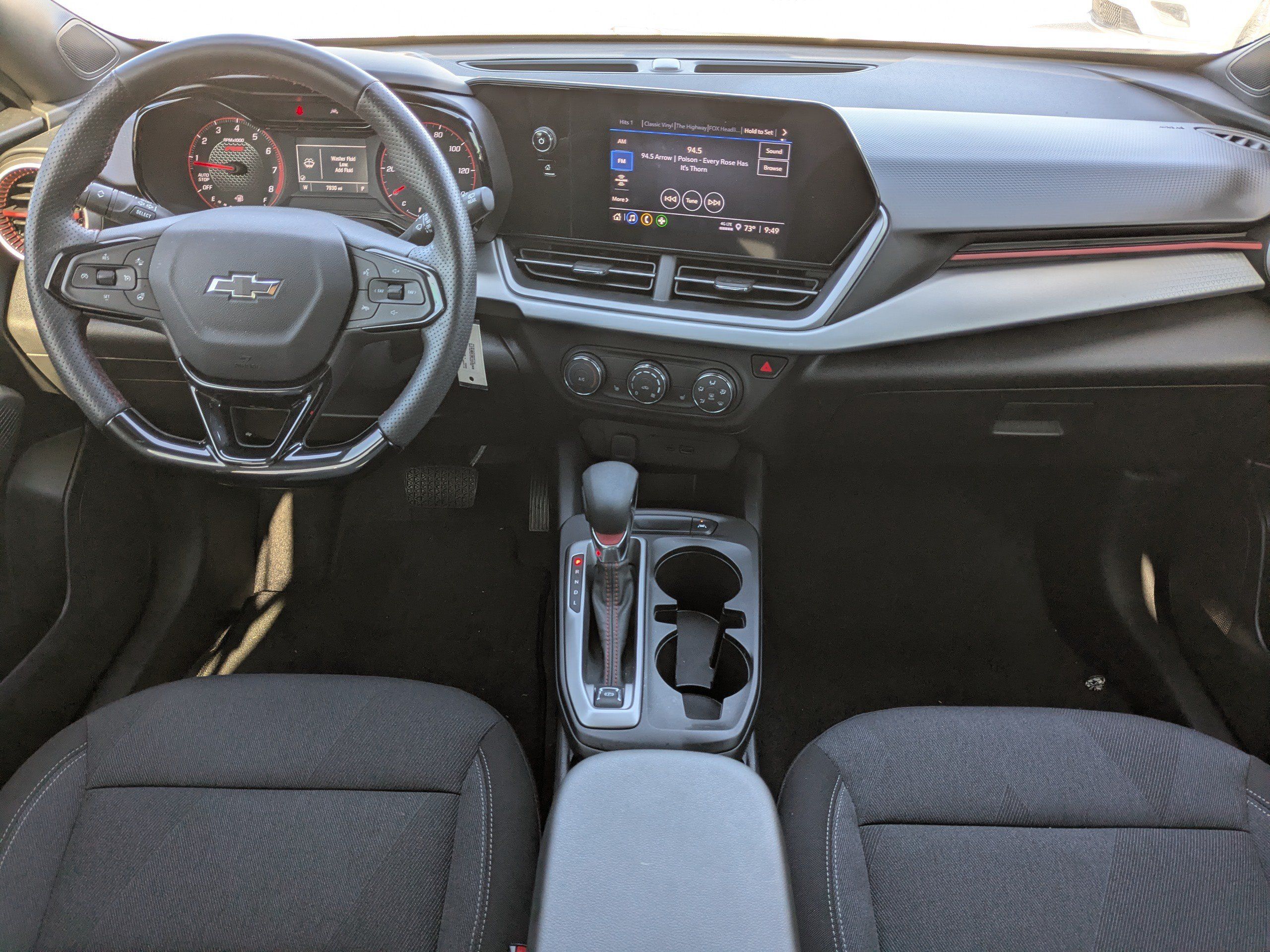 Used 2025 Chevrolet Trax RS w/ Driver Confidence Package FWD image 16