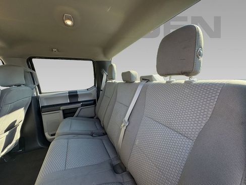 Used 2018 Ford F150 XLT w/ Equipment Group 301A Mid image 5