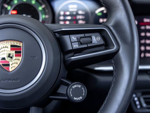 Certified 2022 Porsche 911 Carrera S RWD image 31