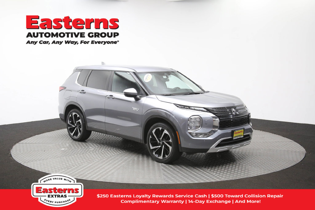 Used 2023 Mitsubishi Outlander SE AWD/4WD image 50