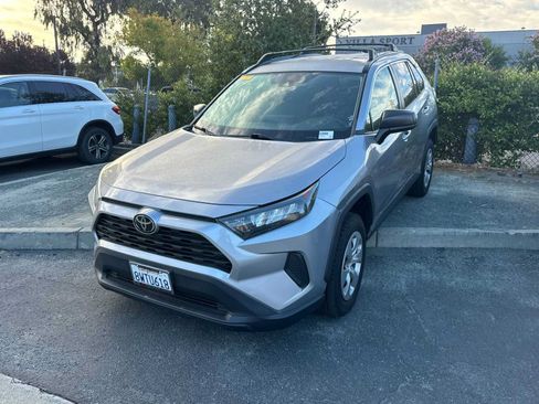 Used 2021 Toyota RAV4 LE w/ Carpet Mat Package (TMS) FWD image 2