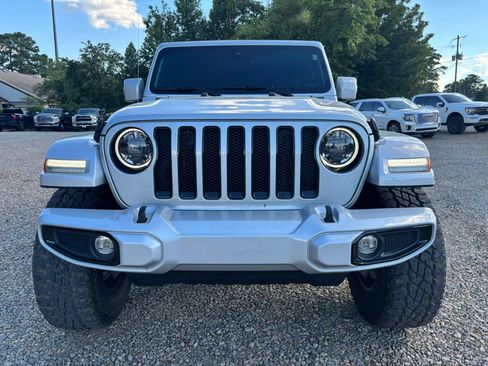 Used 2023 Jeep Wrangler Unlimited Sahara AWD/4WD image 8