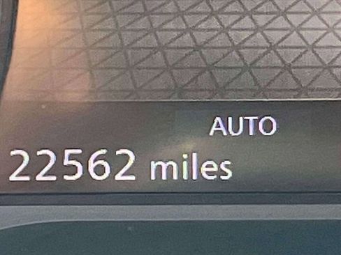 Used 2023 Nissan Rogue SV w/ SV Premium B Package image 27