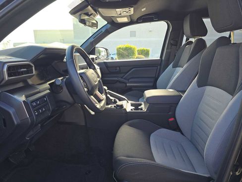 Certified 2025 Toyota 4Runner TRD Off-Road image 21