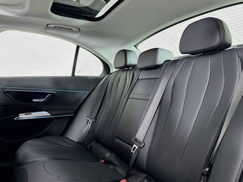 New 2026 Mercedes-Benz E 350 Sedan image 7