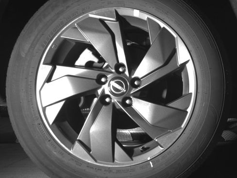 Used 2025 Nissan Rogue SV FWD image 15