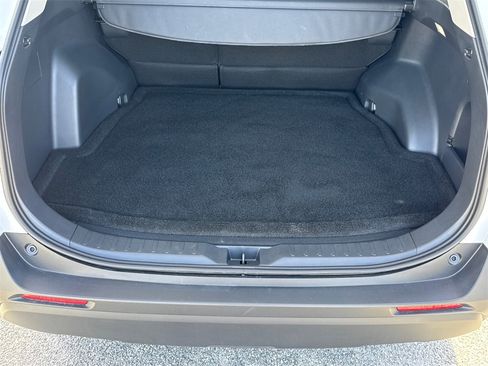 Used 2024 Toyota RAV4 XLE image 18